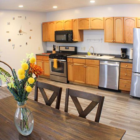 פיטסבורג 2 Bedroom East Carson Street Sanctuary מראה חיצוני תמונה